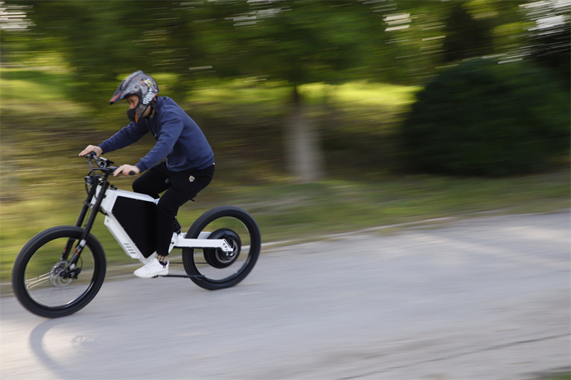 دراجة جبلية كهربائية 2026 SS30 - مراجعة 72V 12000W Electric Dirt Bike وسعره